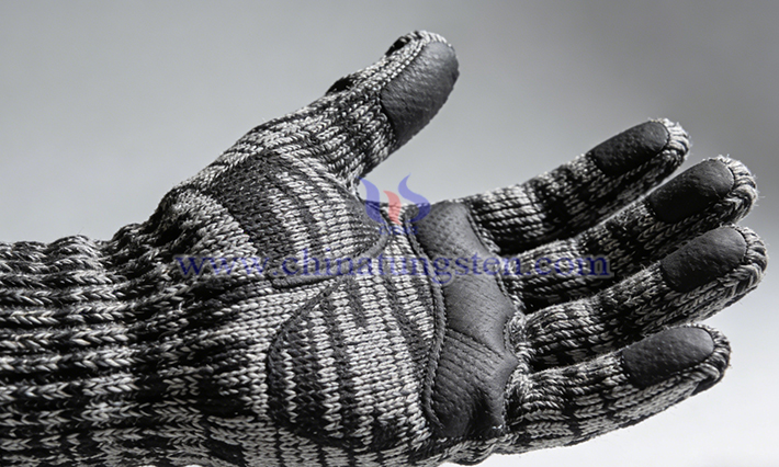 Tungsten Wire Knitted Gloves Image